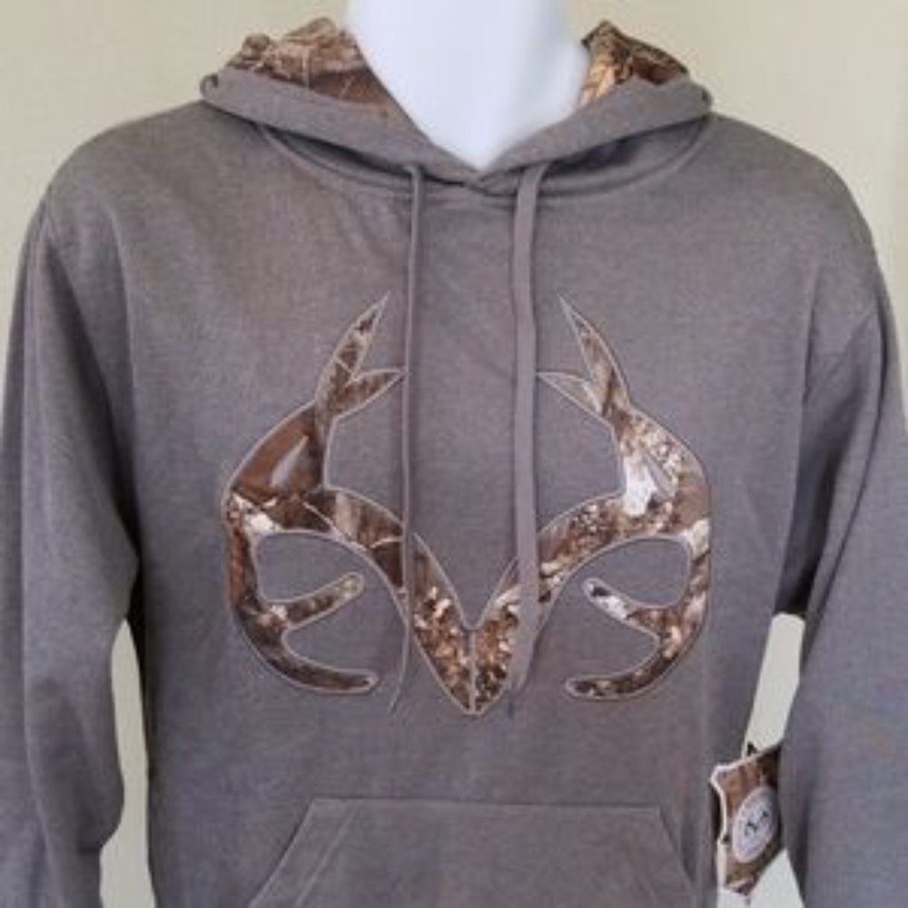 ๐๏ธ Realtree Sweater - Picture 2 of 4